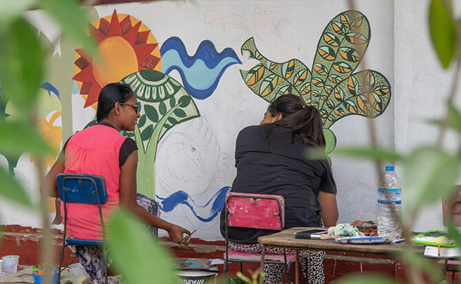 supoort_communicate_670x413